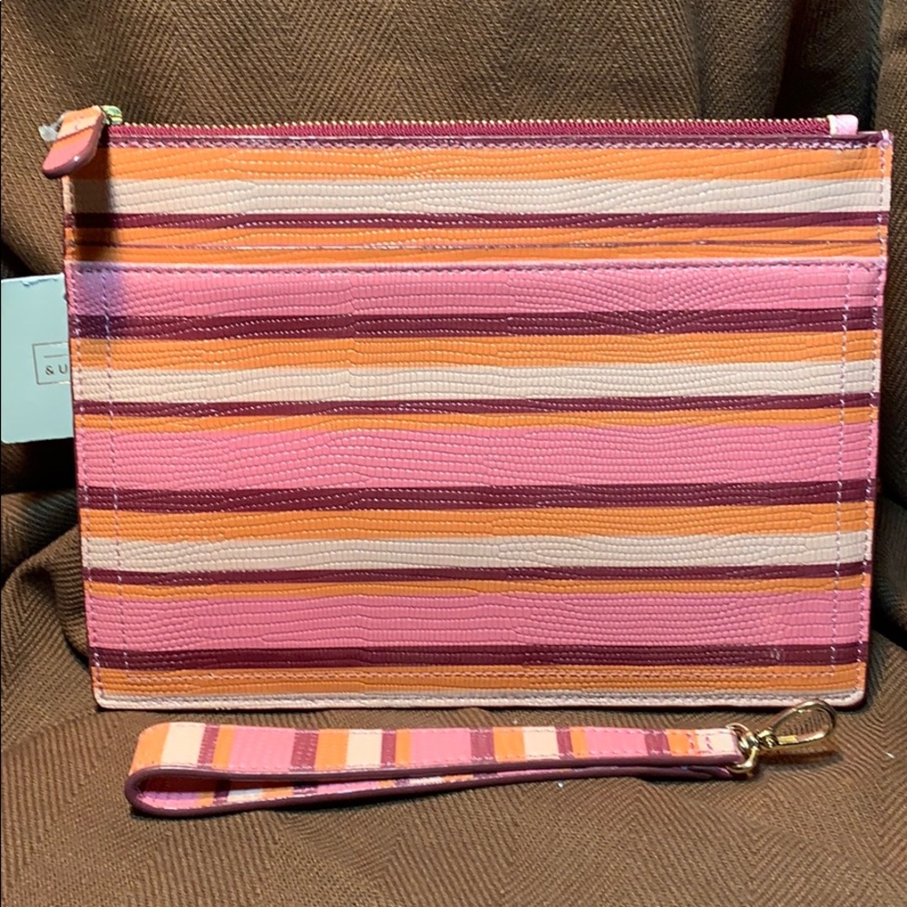 NWT 14th & Union clutch w/removable wristlet leash